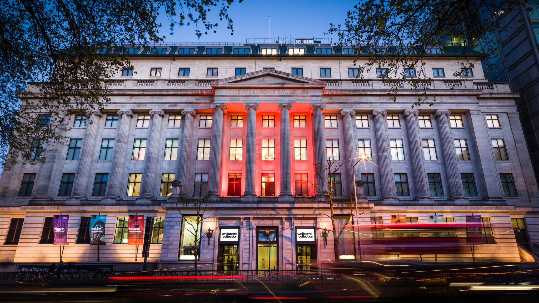 Facade Red