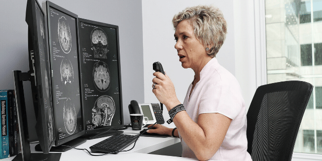 Hero-Banner-Radiologist-Reporting